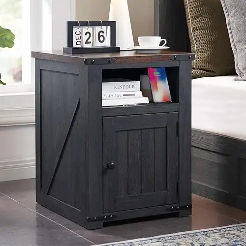 Farmhouse End Table with Charging Station, 20